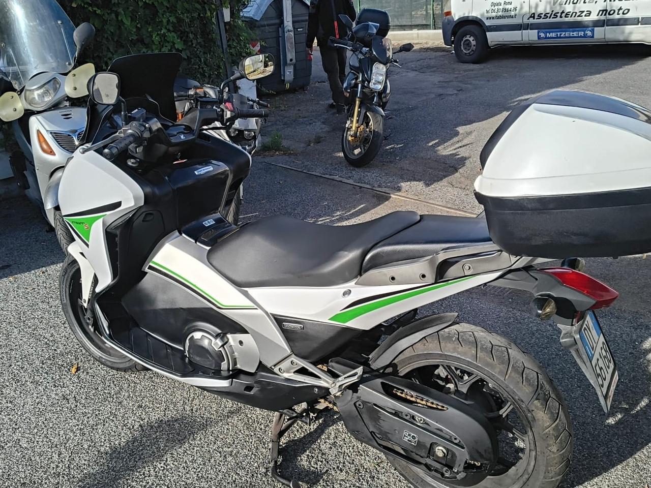 Honda Integra 700 S