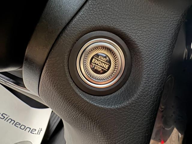 MERCEDES-BENZ GLC 300 de 4Matic Plug-in hybrid Sport.