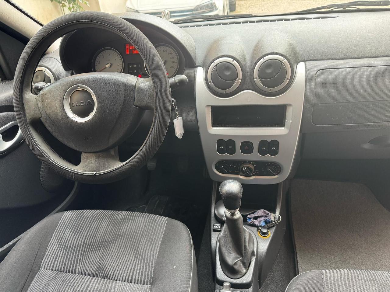 Dacia Logan 1.6 85cv GPL 7 POSTI