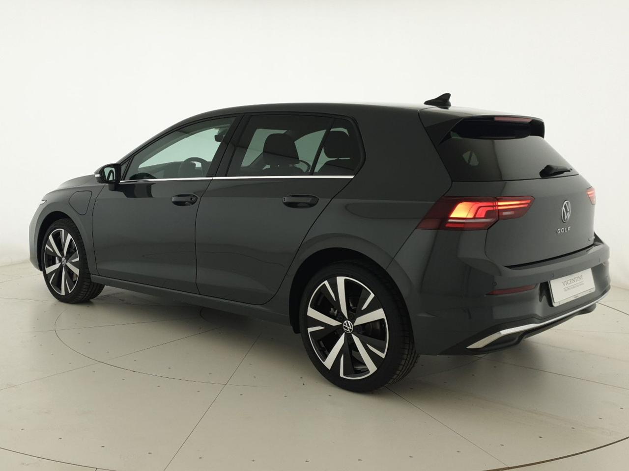Volkswagen Golf 1.5 tsi ehybrid style 204cv dsg