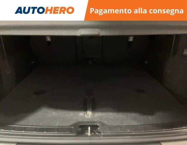 VOLVO XC40 B3 automatico Core