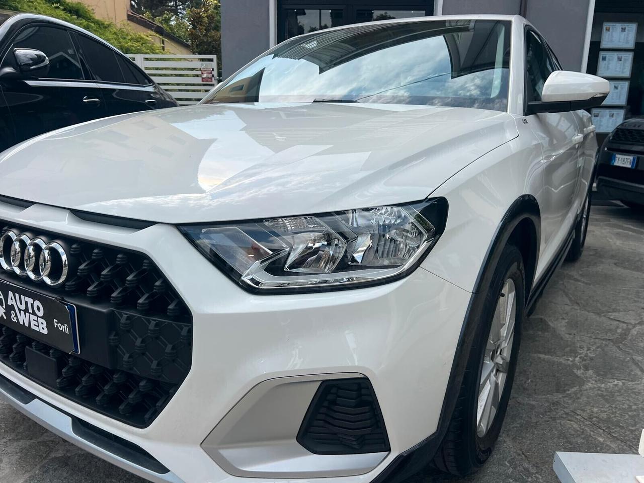 AUDI A1 ALLSTREET 30 TFSI S-TRONIC BUSINESS NEOP 15.800 km