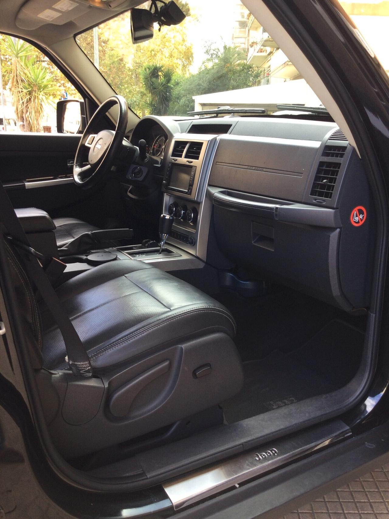 Jeep Cherokee 2.8 CRD DPF Limited Auto