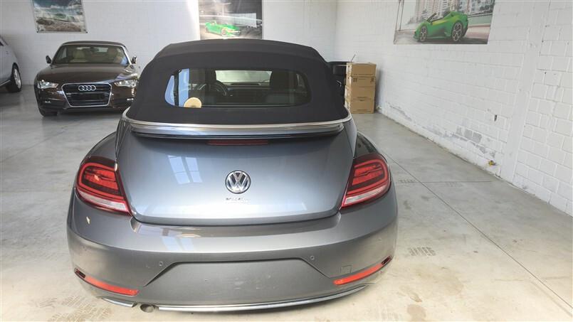 Volkswagen Maggiolino Cabrio 2.0 TDI Design BlueMotion Technology