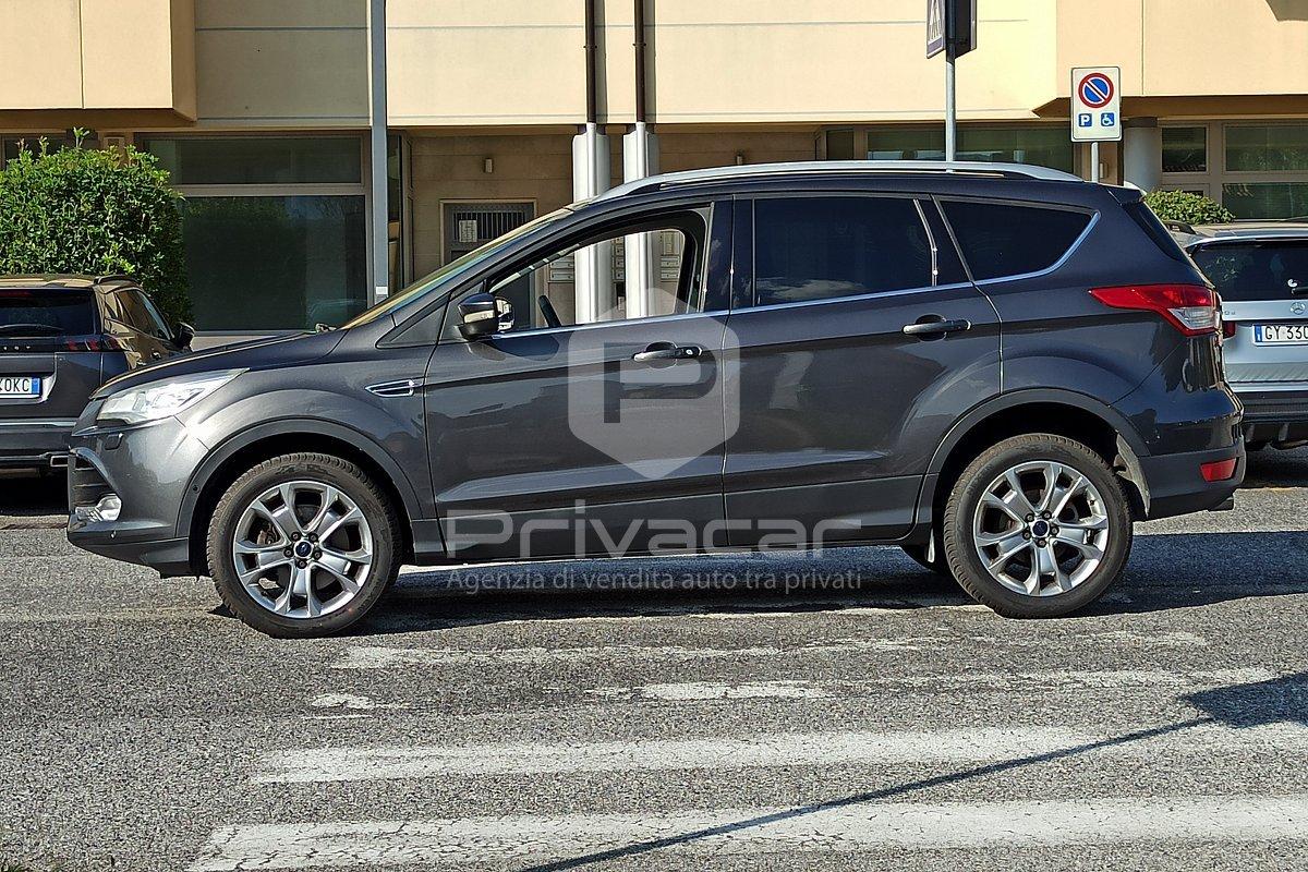 FORD Kuga 2.0 TDCI 150 CV S&S 4WD Powershift Titanium