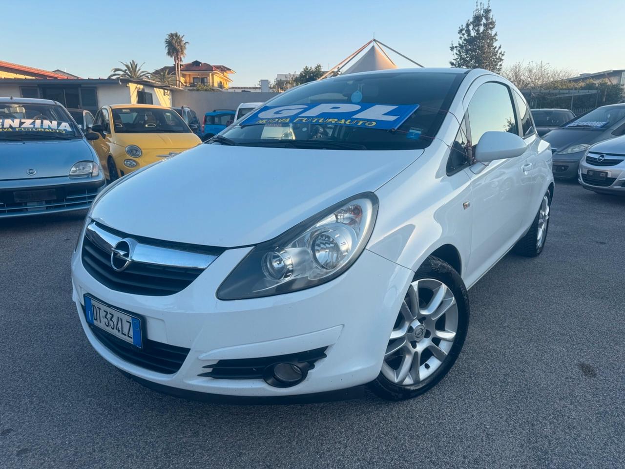 Opel Corsa 1.2 80CV 3 porte GPL-TECH Sport