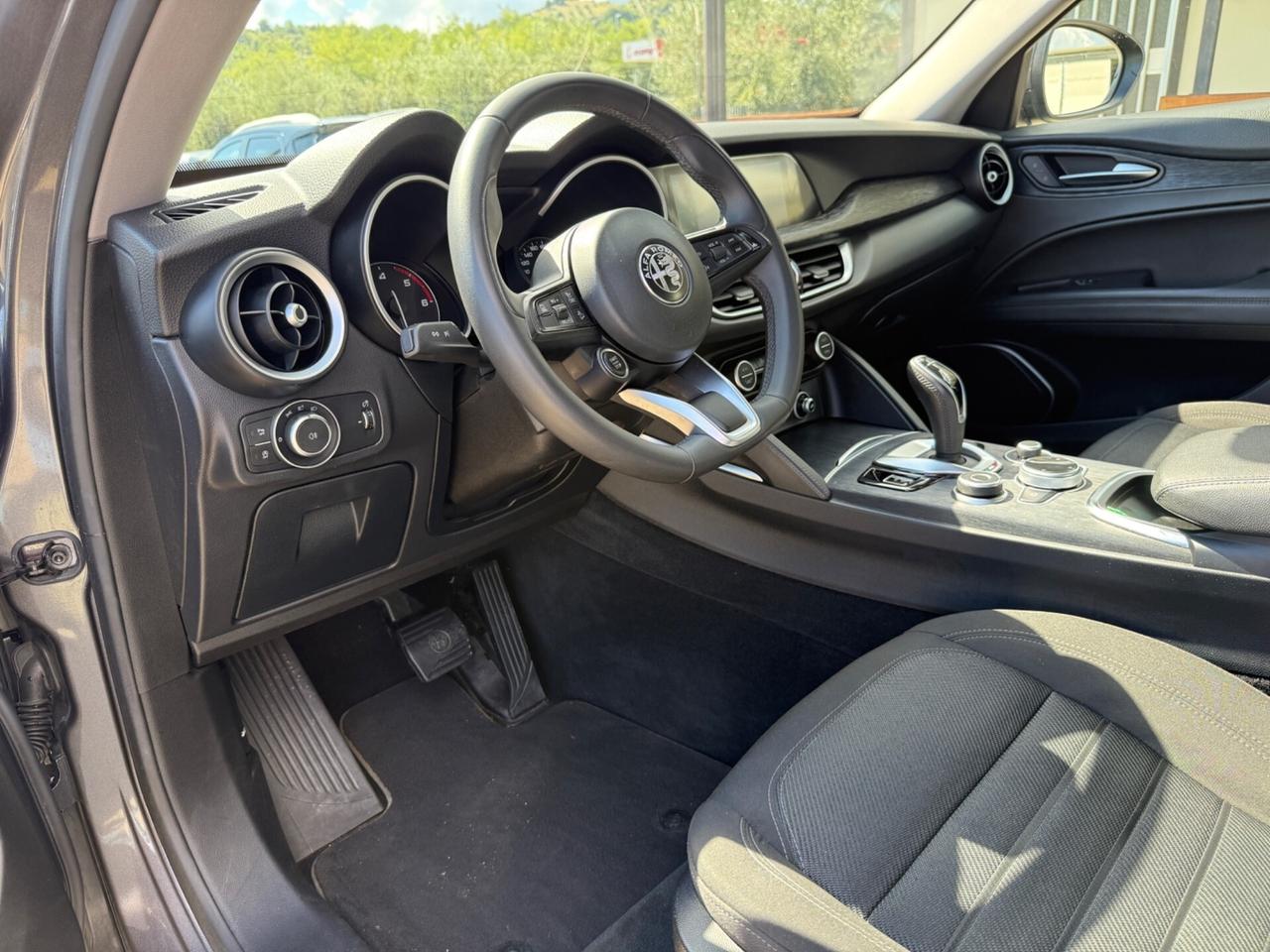 Alfa Romeo Stelvio 2.2 Turbodiesel 160 CV AT8