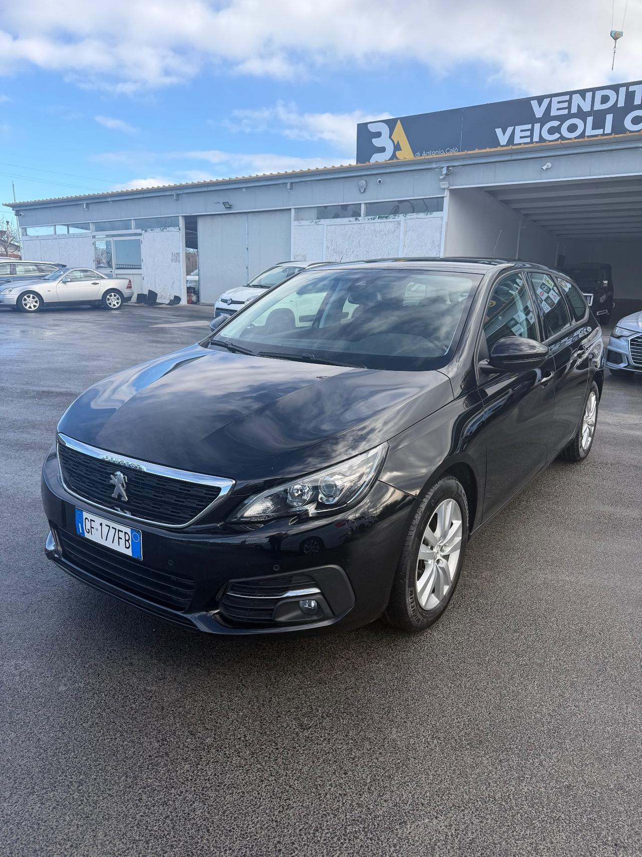 Peugeot 308 BlueHDi 130 S&S EAT8 SW Allure