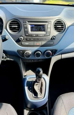 Hyundai i10 1.0 Sound Edition auto E6 Neopatentati