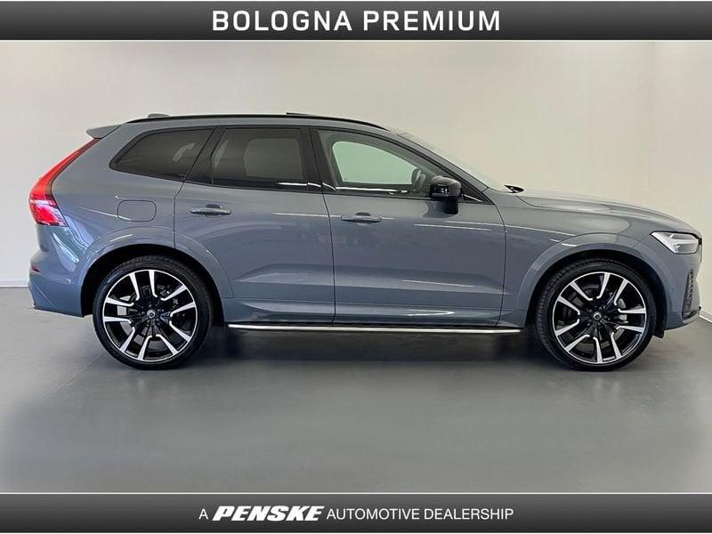 Volvo XC60 B5 (d) AWD automatico Ultimate Dark