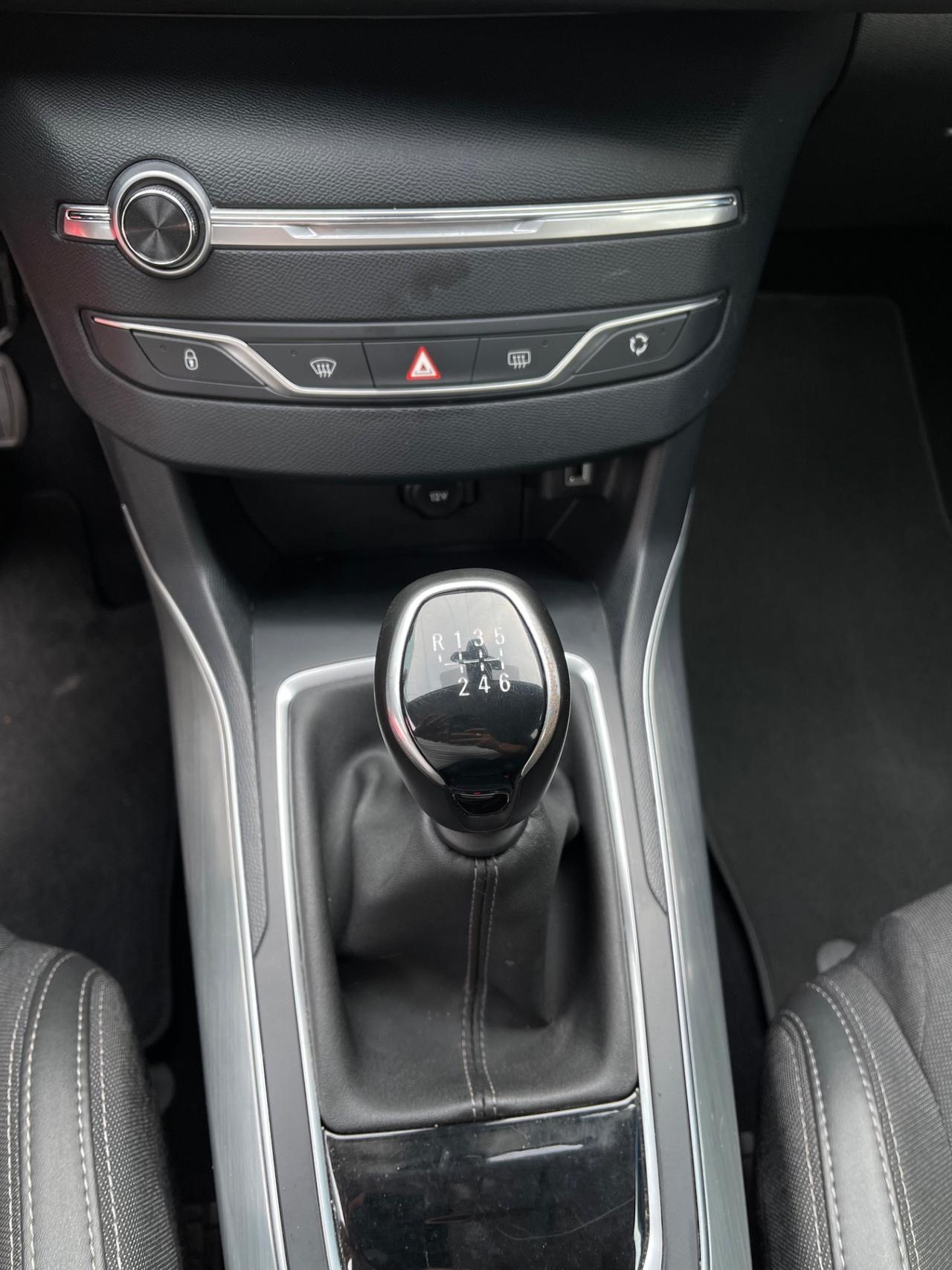 Peugeot 308 PureTech Turbo 130 S&S Allure