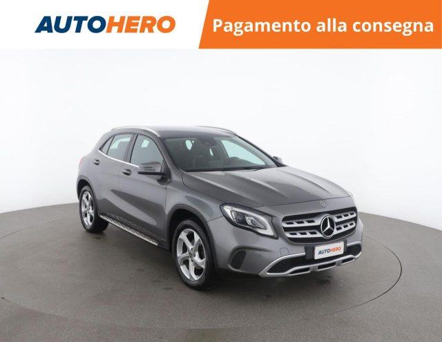 MERCEDES-BENZ GLA 220 d Automatic Sport