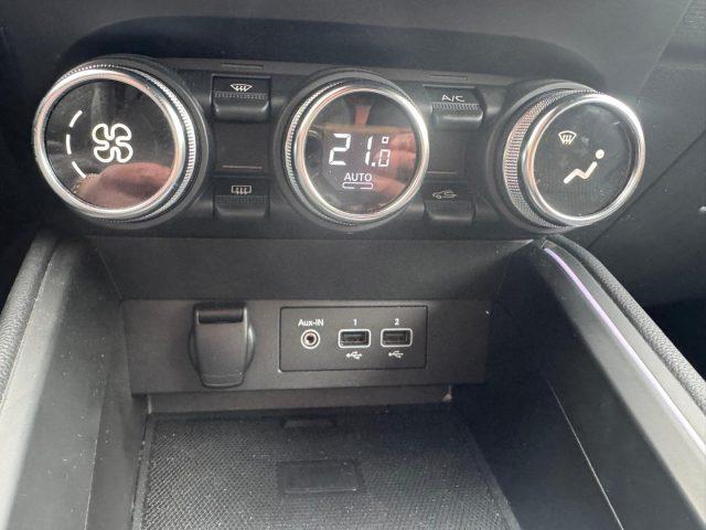 RENAULT Clio Full Hybrid E-Tech 140 CV INTENSE