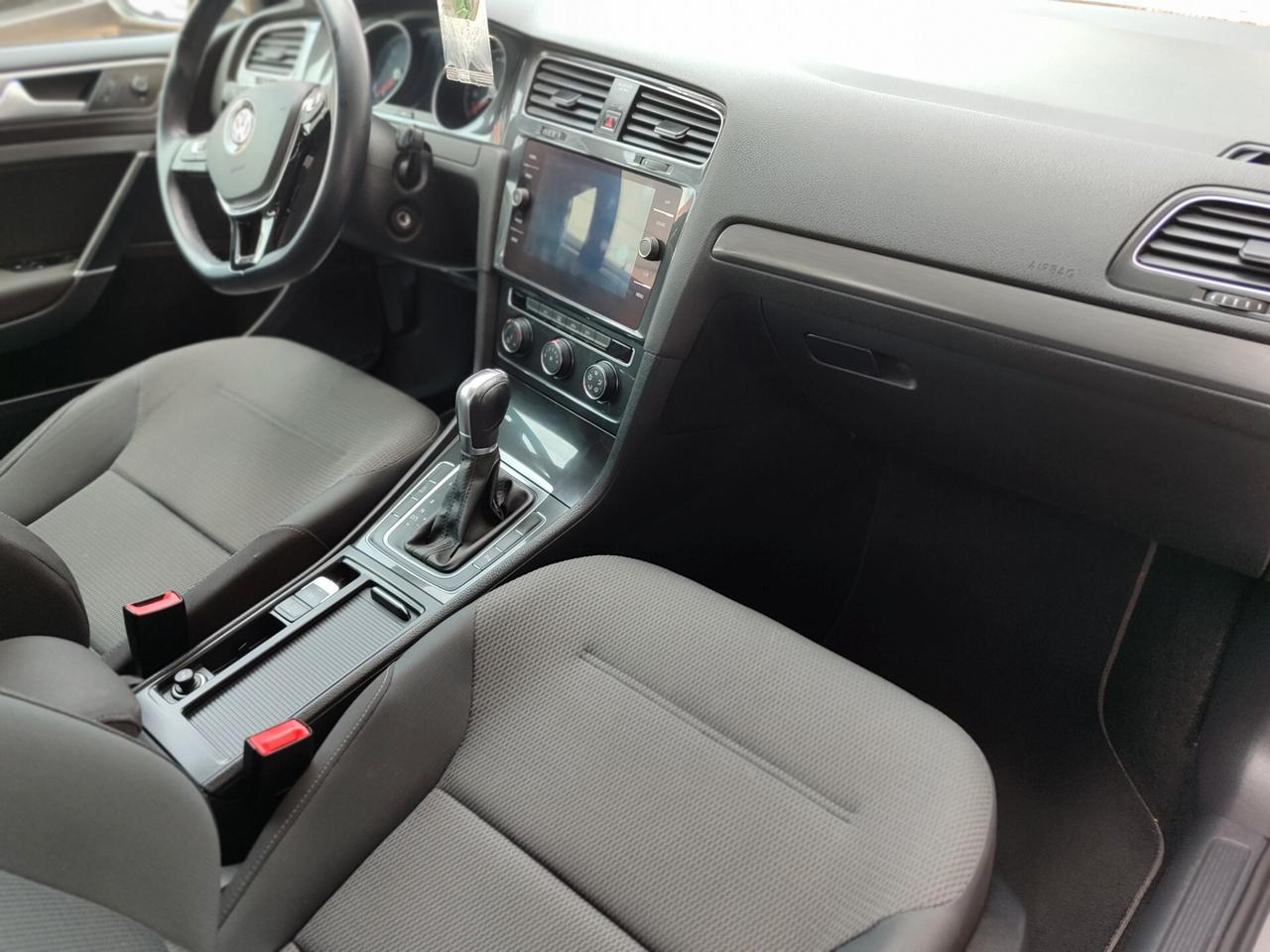 Volkswagen Golf Variant 1.6 TDI 115 CV DSG Business BlueMotion Tech.