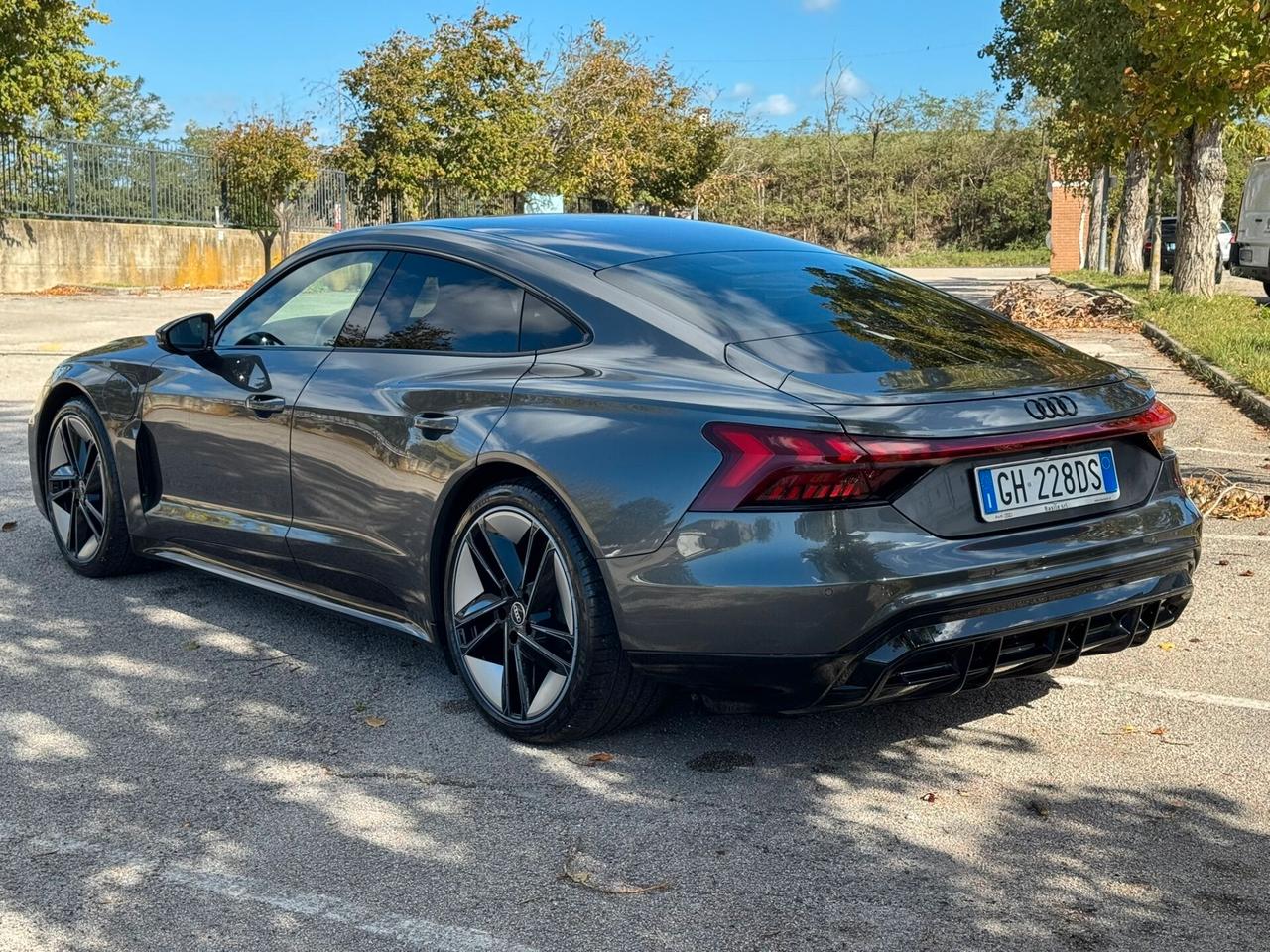 Audi E-tron GT quattro