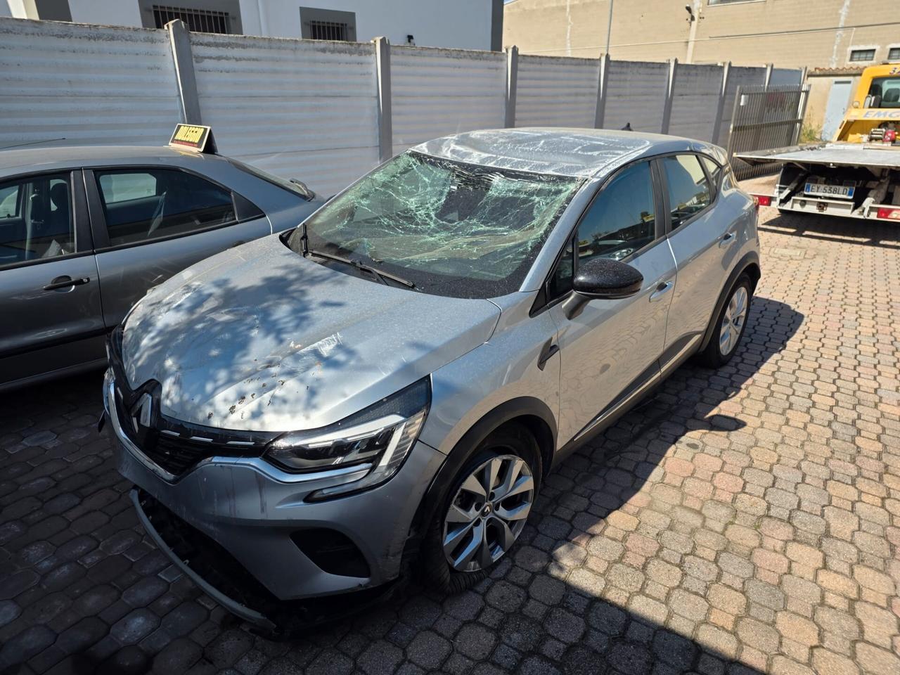 Renault Captur TCe 100 CV GPL Euro 6 D con 85000km.