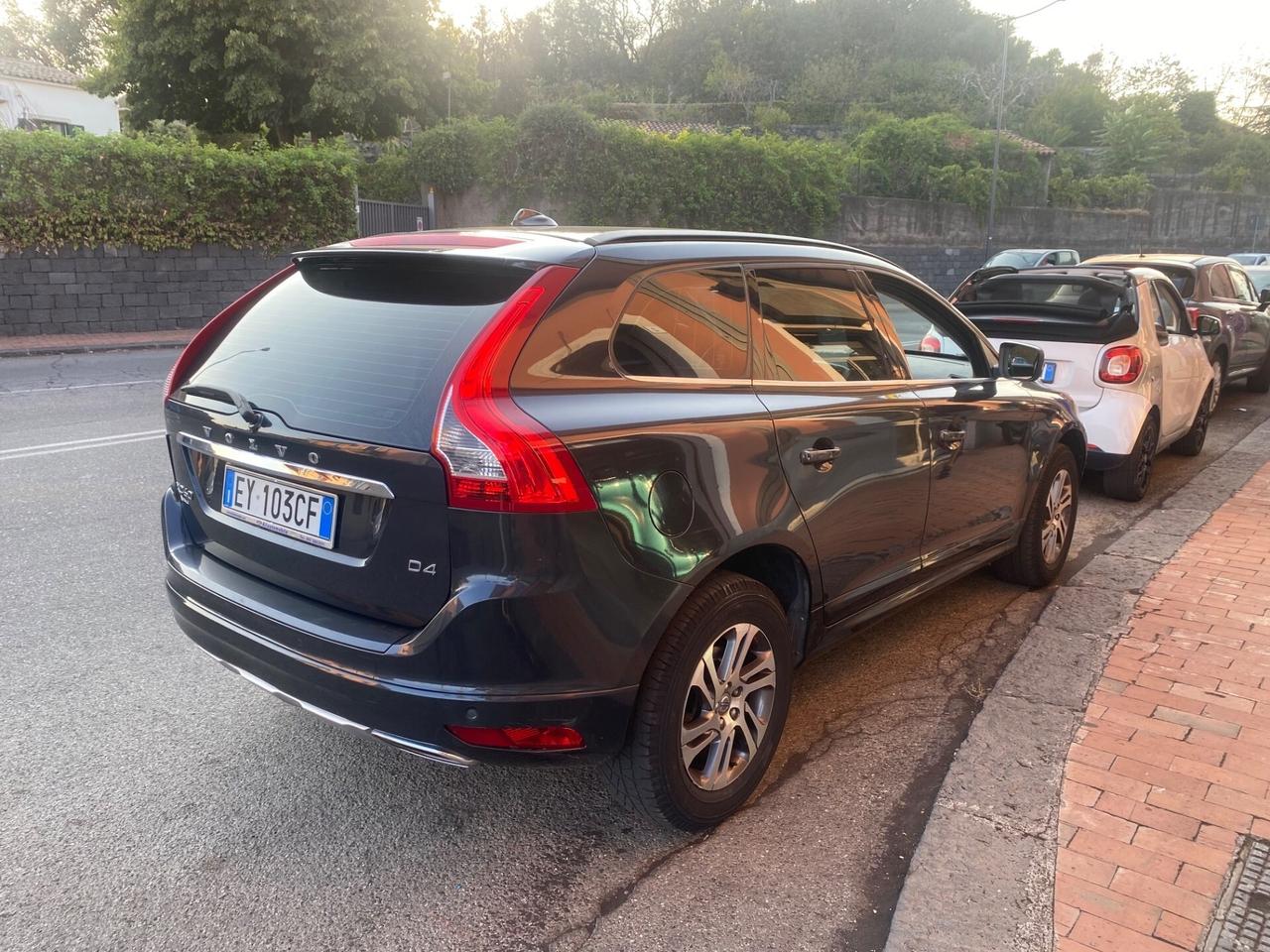 Volvo XC60 D4 Geartronic Momentum 181cv 2015