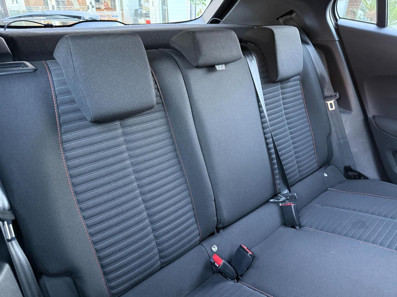 Peugeot 2008 1.2 puretech Active Pack s&s 100cv