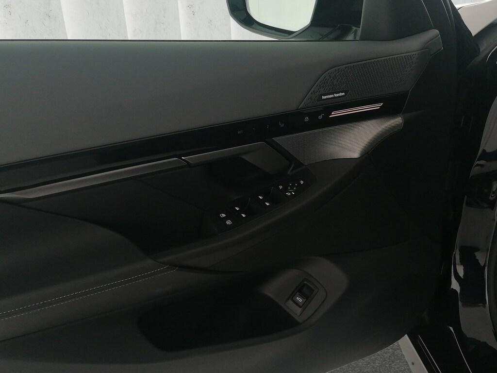 BMW Serie 5 Berlina 520 d 48V M Sport Pro xDrive Steptronic