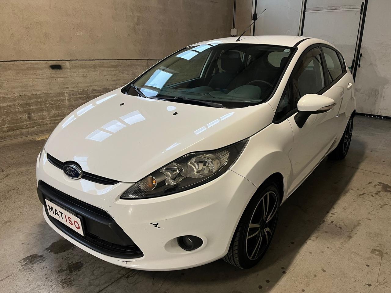 Ford Fiesta 1.4 5 porte Bz.- GPL Titanium
