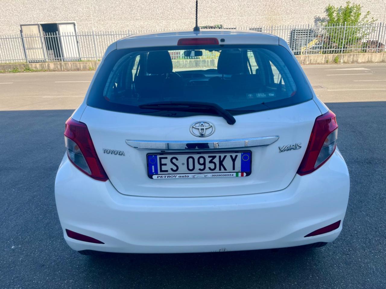 Toyota Yaris 1.0benz 2013 92.000km perfetta