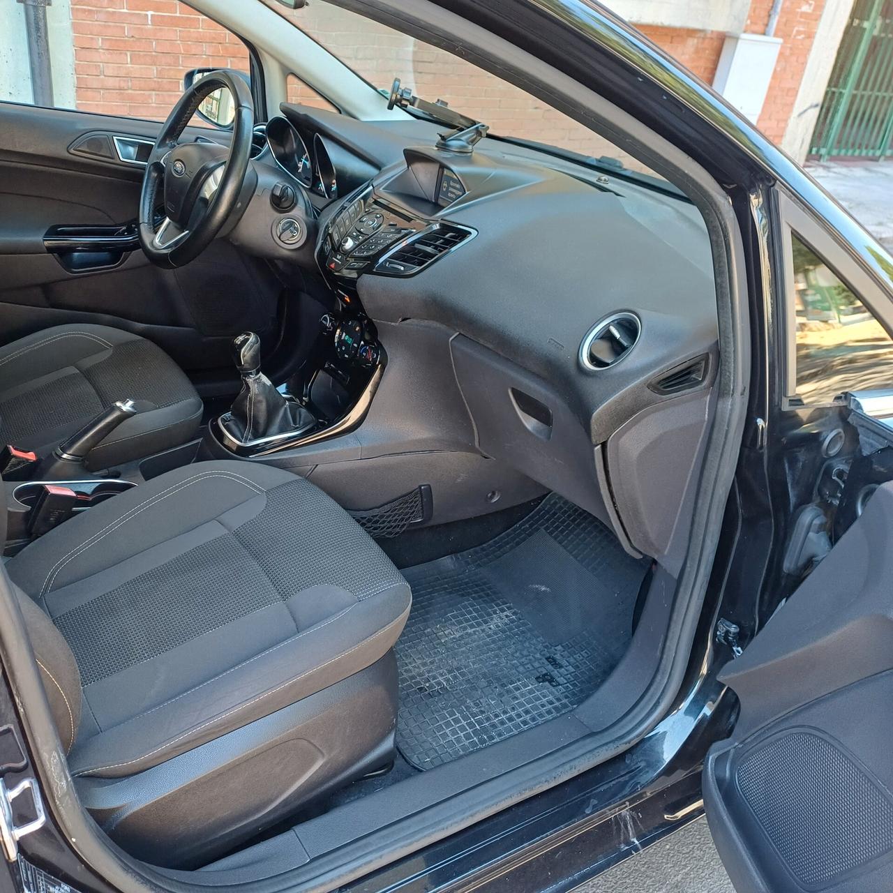 Ford Fiesta 1.5 TDCi 95CV 5 porte Titanium