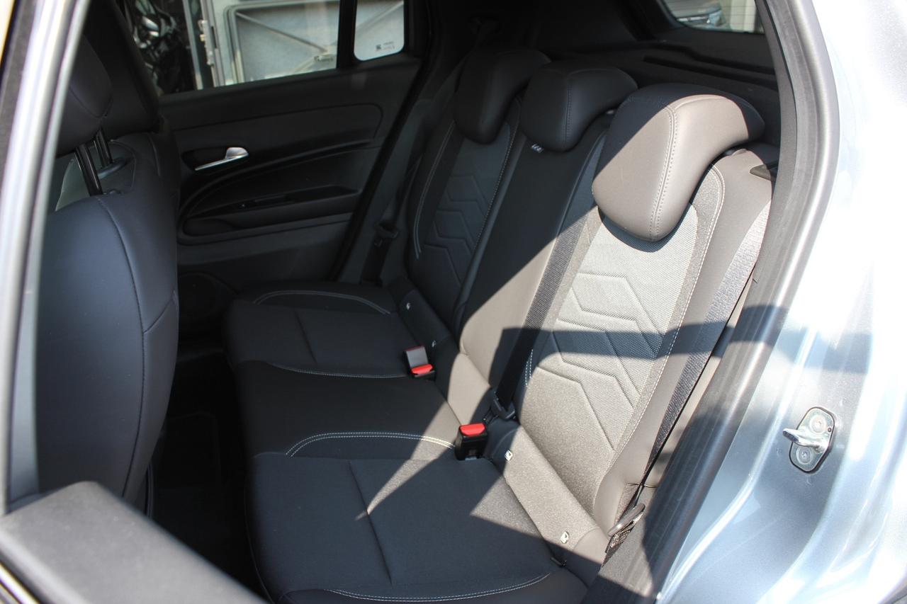 Jeep Avenger 1.2 Turbo 100 CV Altitude RETROCAMERA NAVY