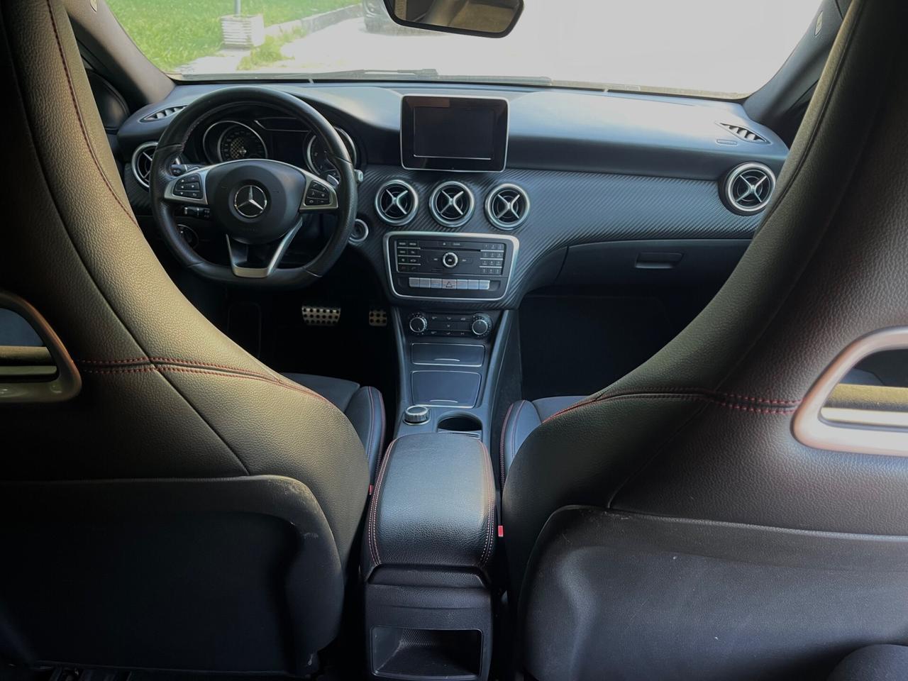 Mercedes-benz A 180 d Automatic Premium