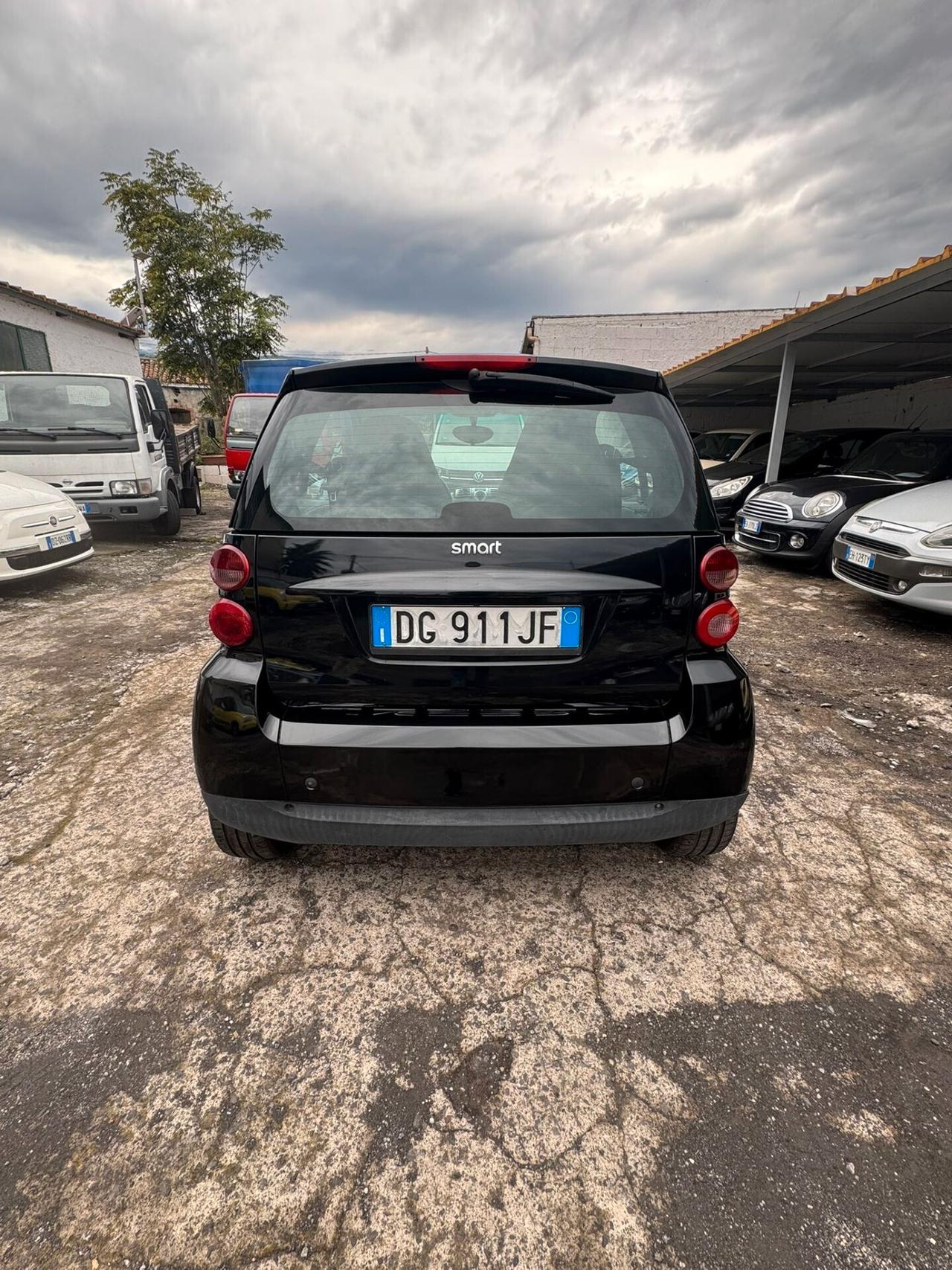 Smart ForTwo 1000 52 kW coupé limited one