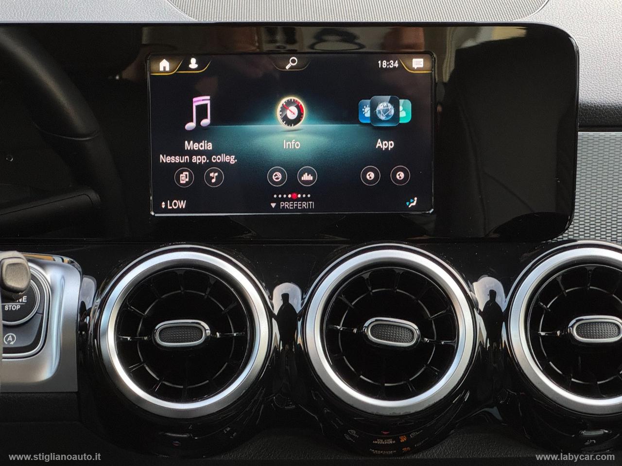 MERCEDES-BENZ GLB 220 d Automatic 4Matic Sport