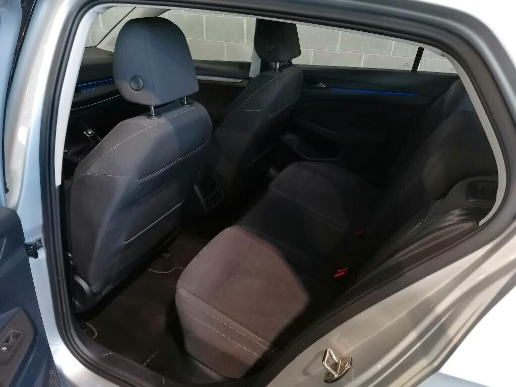Volkswagen Golf 2.0 TDI SCR Style