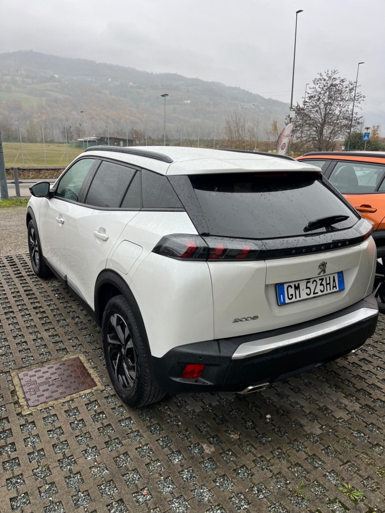 Peugeot 2008 PureTech 100 S&S Allure