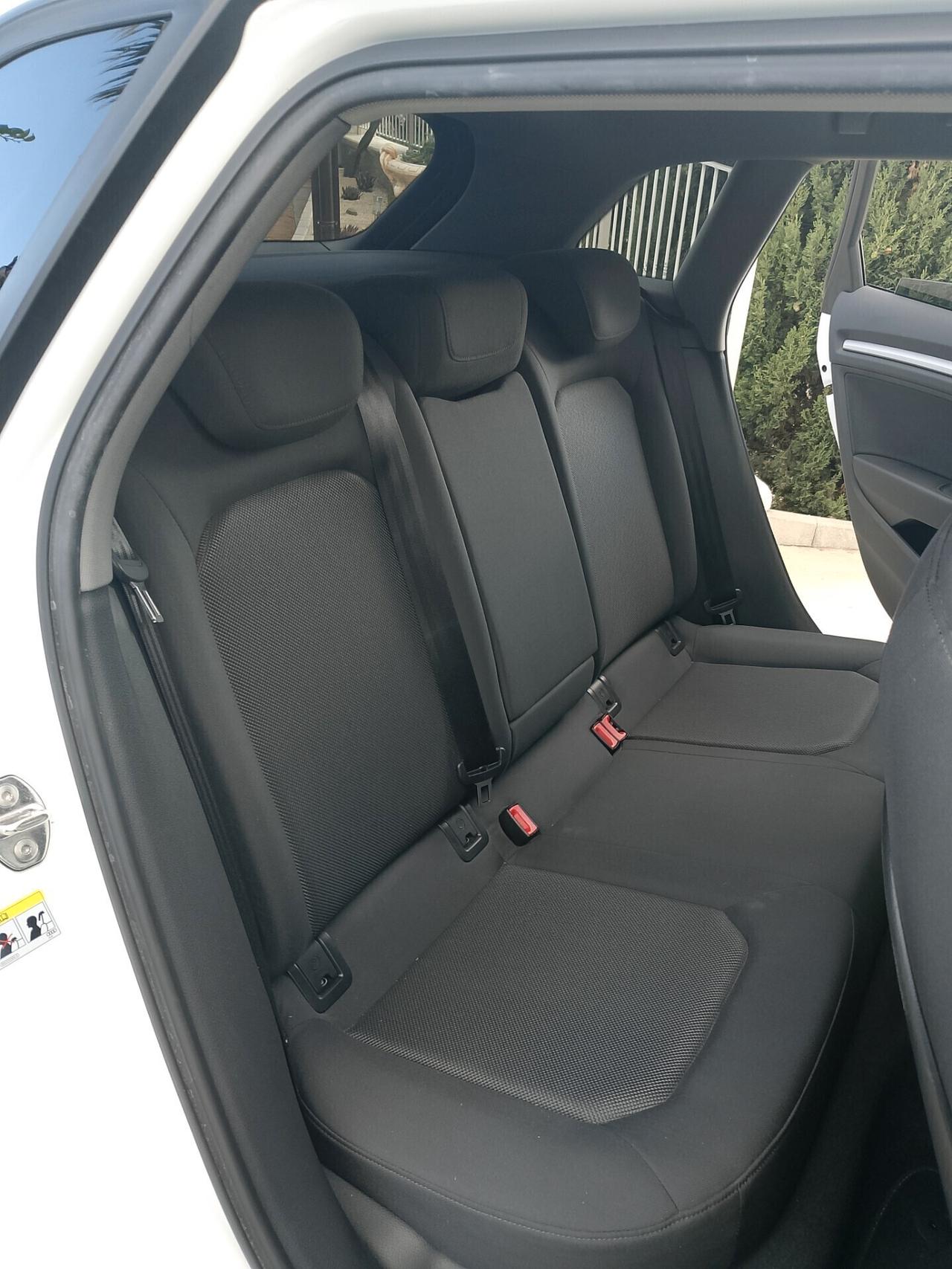 Audi A3 SPB 1.6 TDI 116 CV S tronic Sport