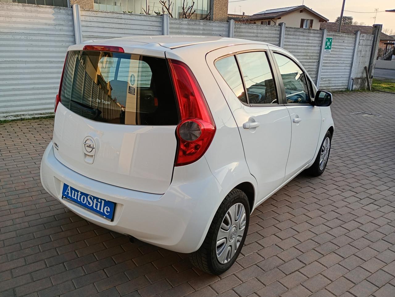 Opel Agila 1.2 16V 94CV Enjoy