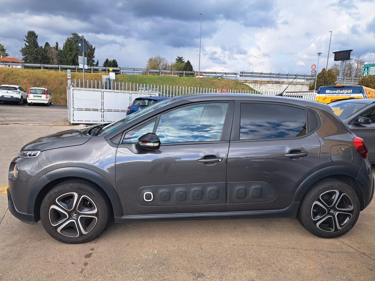 Citroen C3 1.2 PureTech 82 GPL Shine