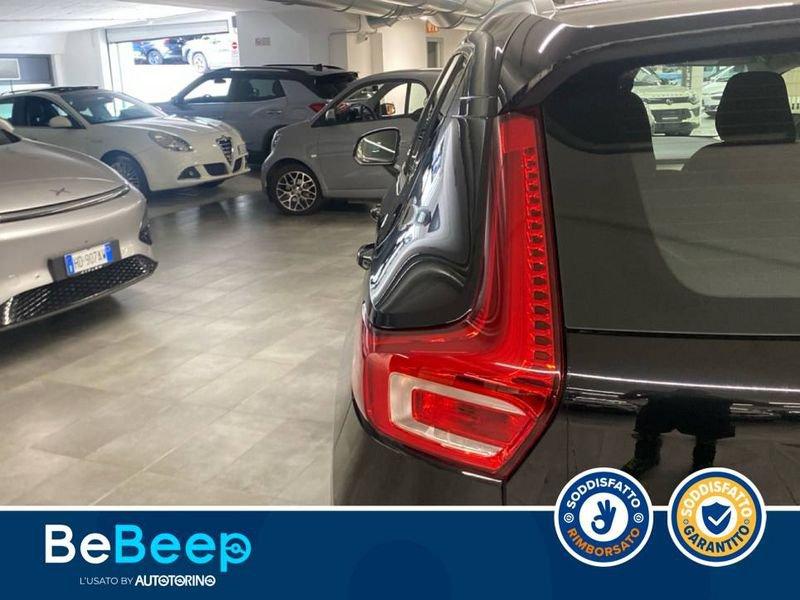 Volvo XC40 1.5 T3 MOMENTUM 163CV MY21
