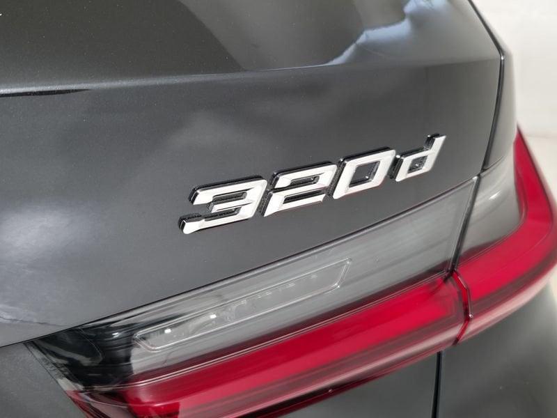 BMW Serie 3 G21 2022 Touring 320d Touring mhev 48V xdrive MSport Pro auto