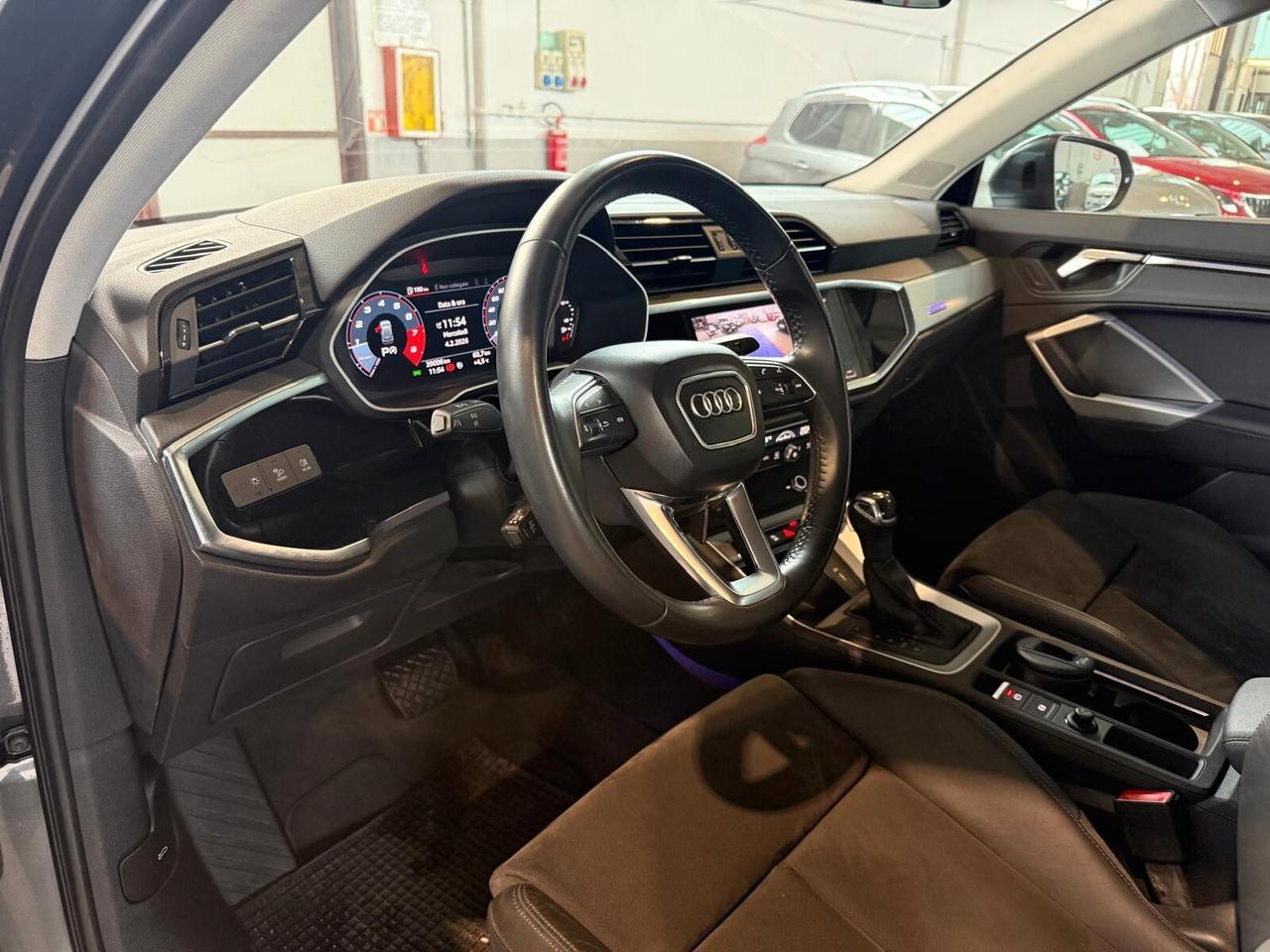 Audi Q3 40 TFSI quattro S tronic line edition