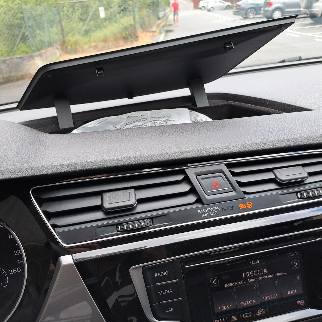 VW Touran GANCIO TRAINO - 7 POSTI
