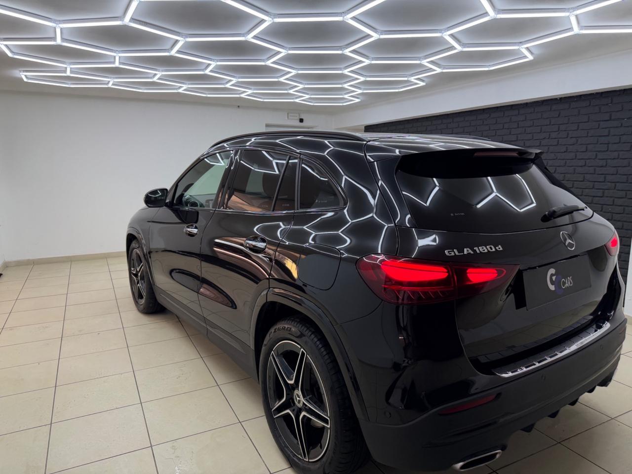 Mercedes-benz GLA 180d AMG Line Premium ITA UFFICIALE UNI PRO