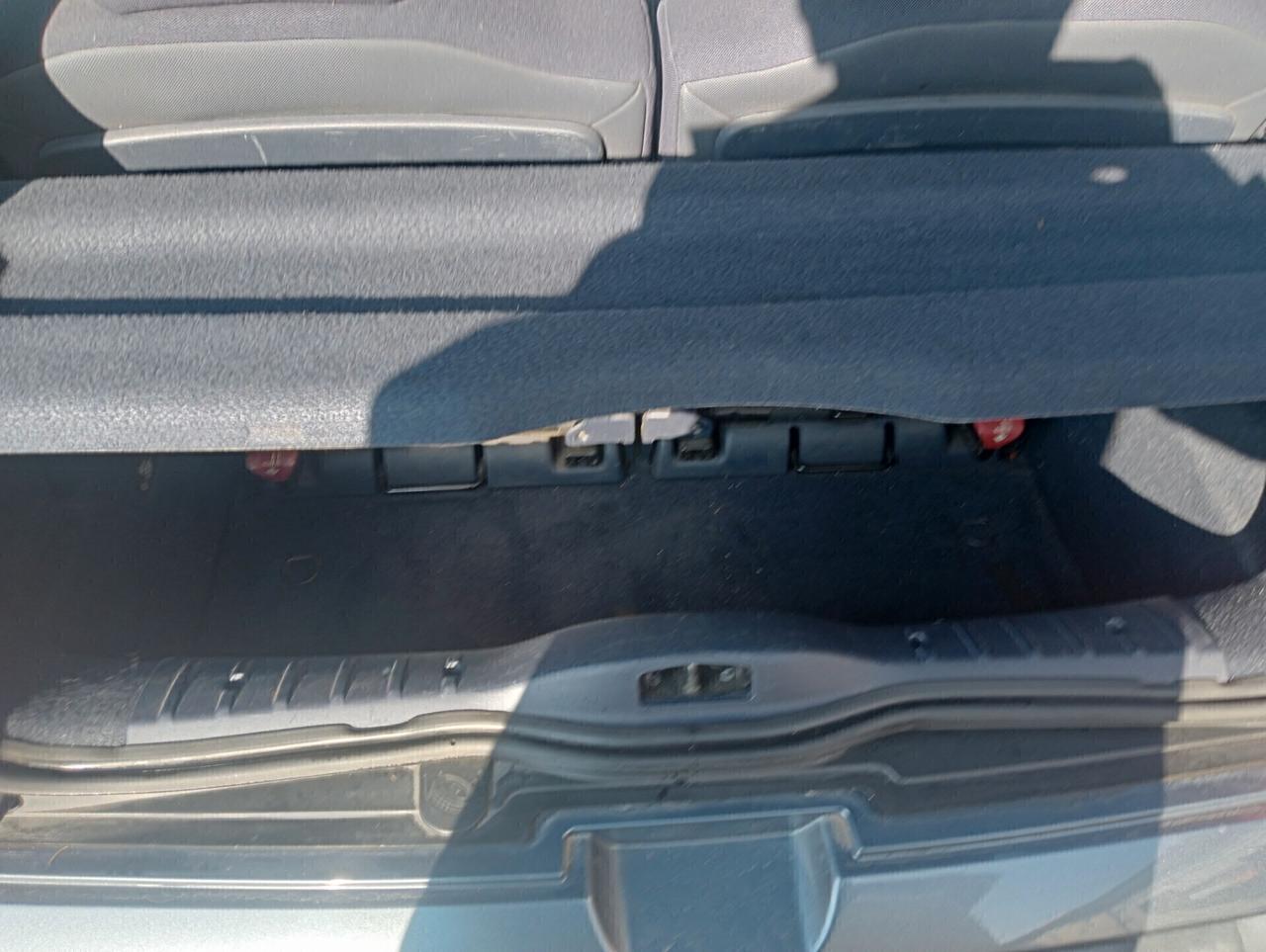 Peugeot 1007 1.4 Trendy 112.000 Km X Neopatentati