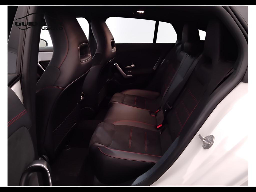 Mercedes-Benz CLA Sh.Brake - X118 - CLA Shooting Brake 200 d Premium auto