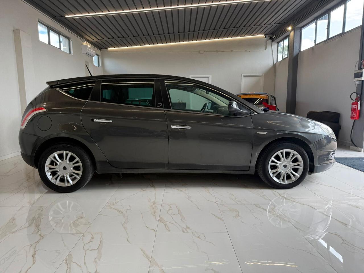 Lancia Delta 1.6 MJT DPF Selectronic Platino