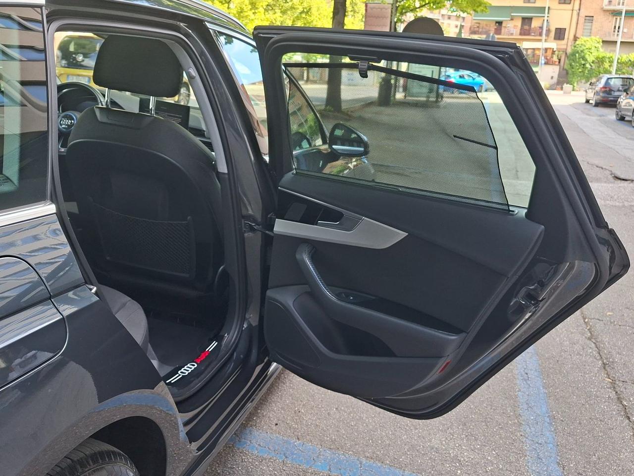 Audi A4 Business Advanced 2.0 40 TDI #6443