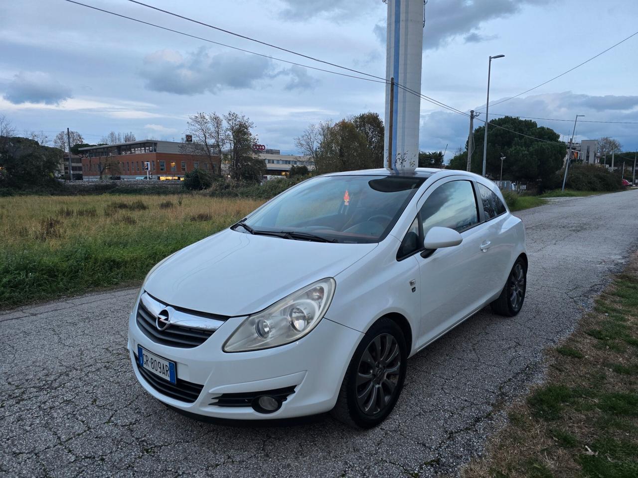 Opel Corsa 1.2 Benzina con GARANZIA-NEOPATENTATI