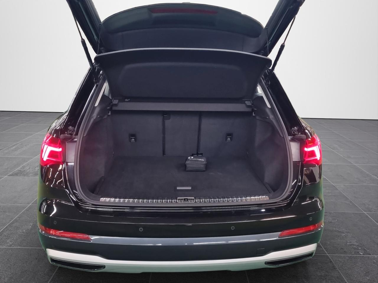 Audi Q3 35 TDI S tronic Business Advanced