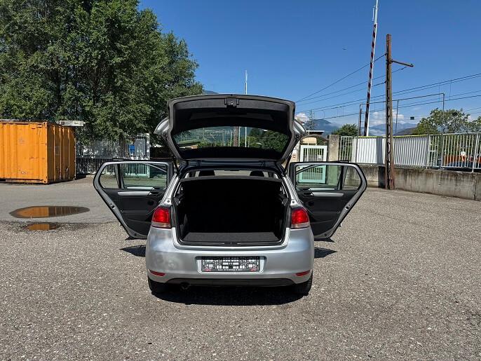 Volkswagen Golf 6 2012 5p 1.2 TSI Comfortline 77KW