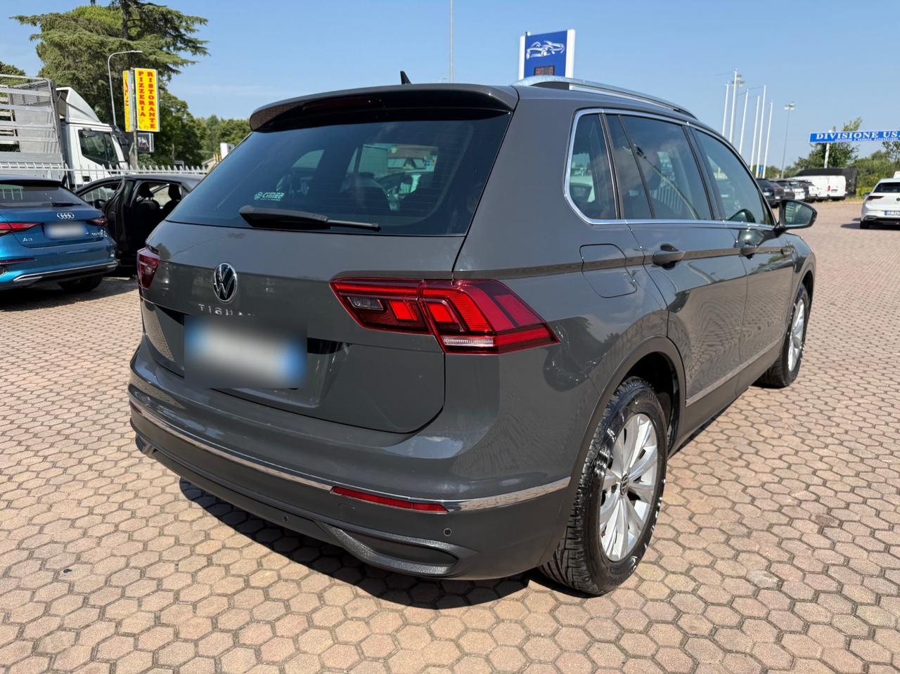 Volkswagen Tiguan 2.0 TDI SCR Life OK NEOPATENTATI in arrivo