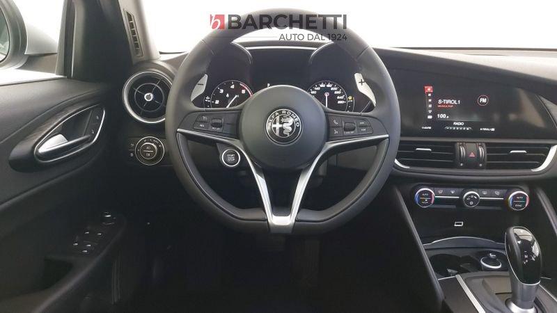 Alfa Romeo Giulia SUPER 2.2 TURBO AT8 180CV