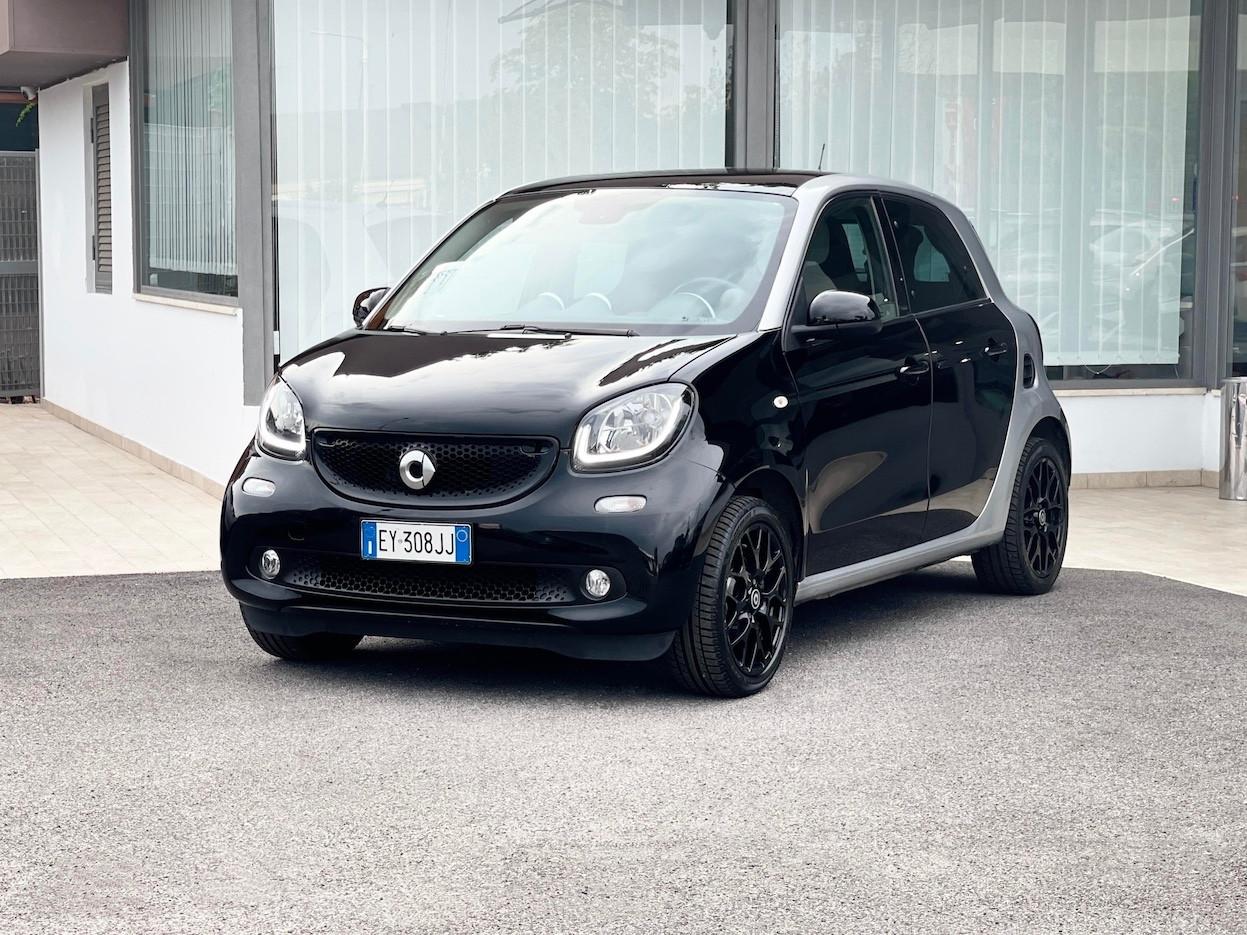 Smart ForFour 1.0 Benzina 70CV E6 Neo. - 2015